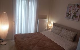 Eva'S Sweet Home